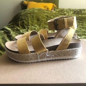 Yellow Platform Sandals Sz 7.5